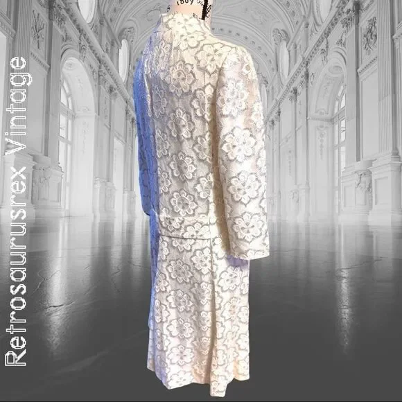 Vintage Lace dress - Picture 5 of 8